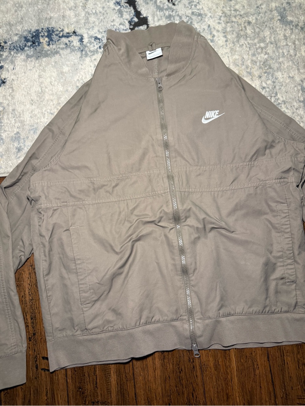 Nike Sportswear Lightweight Full-Zip Jacket Taupe Brown – Size Large